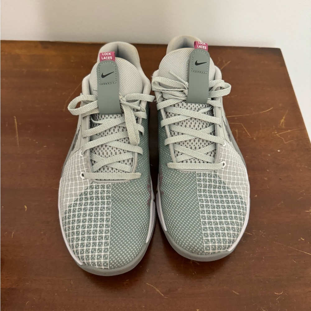 Nike Metcon 8 - Picture 3 of 8
